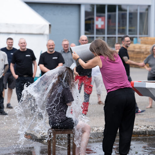 20250627 141026 gautschete sarah vivi flamur vanessa 136 – merkur medien