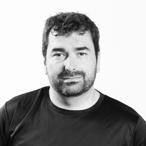 hurni marc 20250807 140635 merkur mitarbieter portrait 01 1 – merkur medien